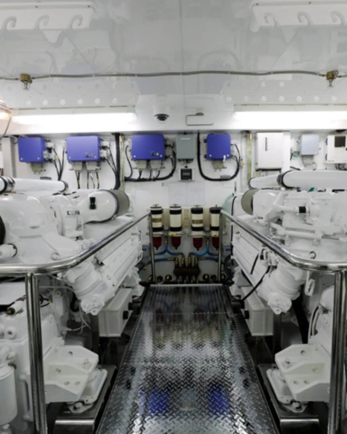 Dry dock maintenance work on a yacht hull